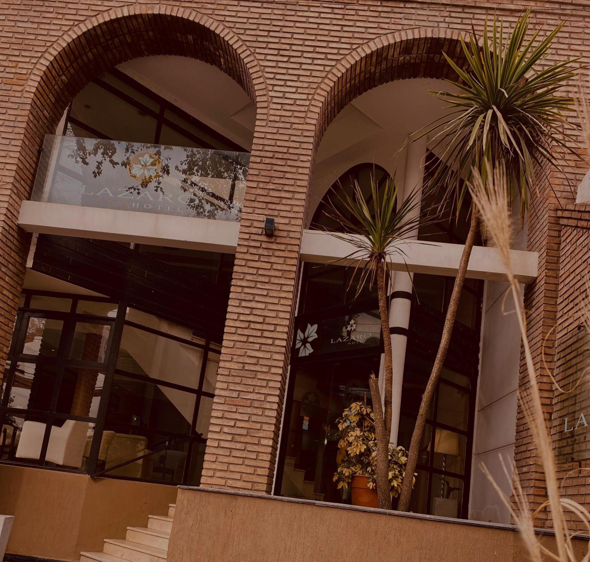 Hotel Lazaro Villa Mercedes Luaran gambar