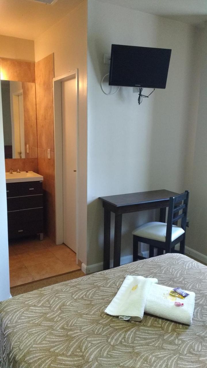 Hotel Lazaro Villa Mercedes Luaran gambar